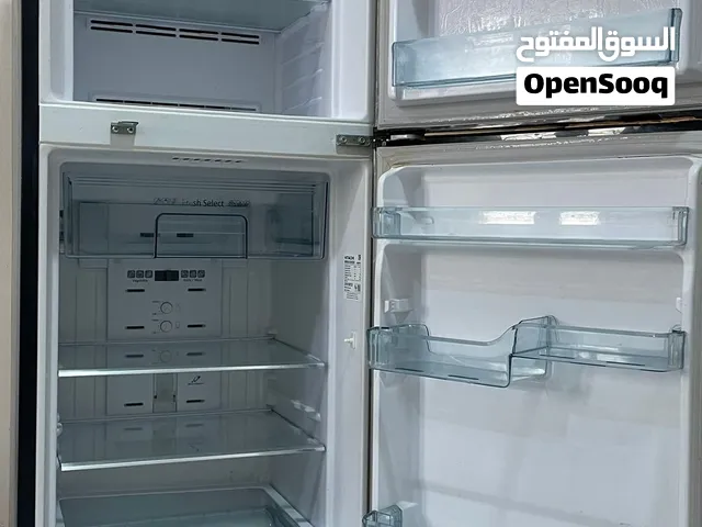 ثلاجة هيتاشي Hitachi بحالة ممتازة