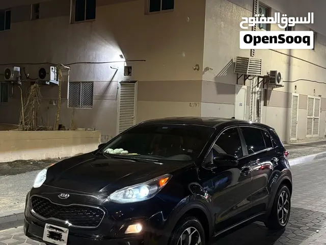 كيا سبورتاج 2.0 بدون حوادث نضيفة جدا وما تشكي من شي معمولها سيرفس كامل وضمان قير ماكينا شاصي 2020