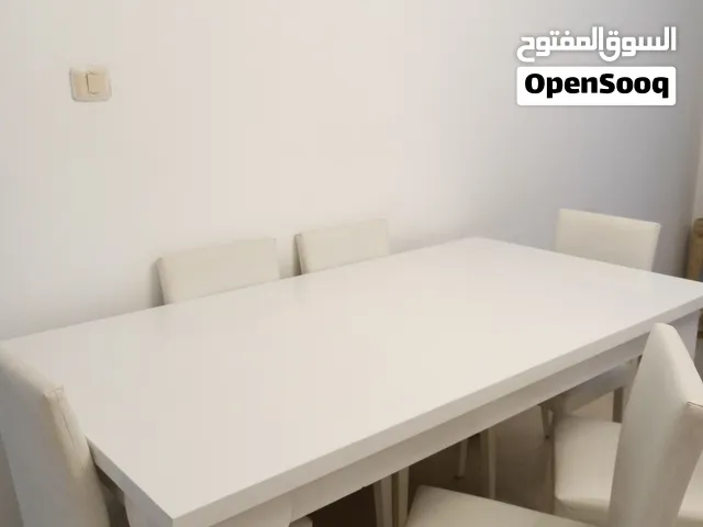 طاولة أكل مع 6كراسي