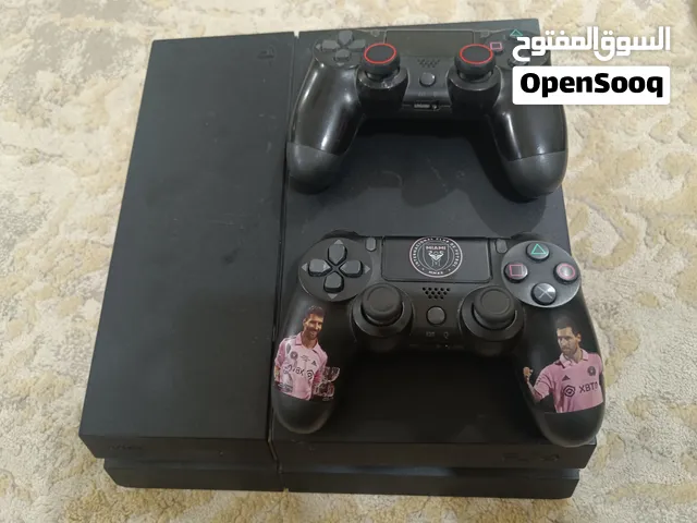 سوني فور فات مع قبضتين للبيع