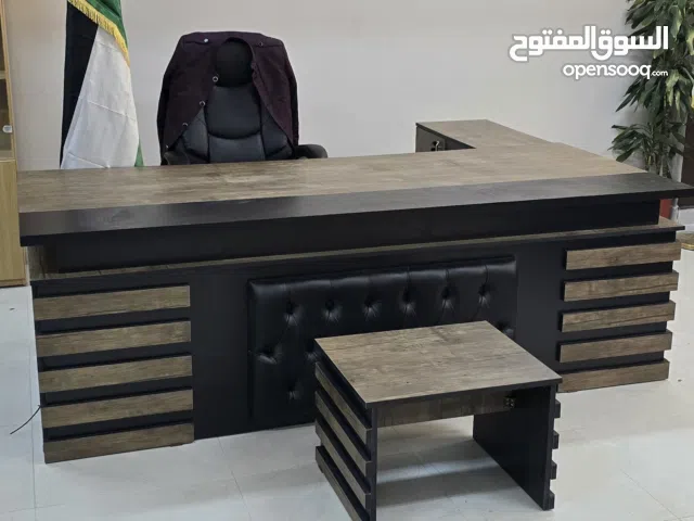 مكتب مدير مترين مع جانبية بادراج وطاولة والتوصيل والتركيب مجاني داخل عمان