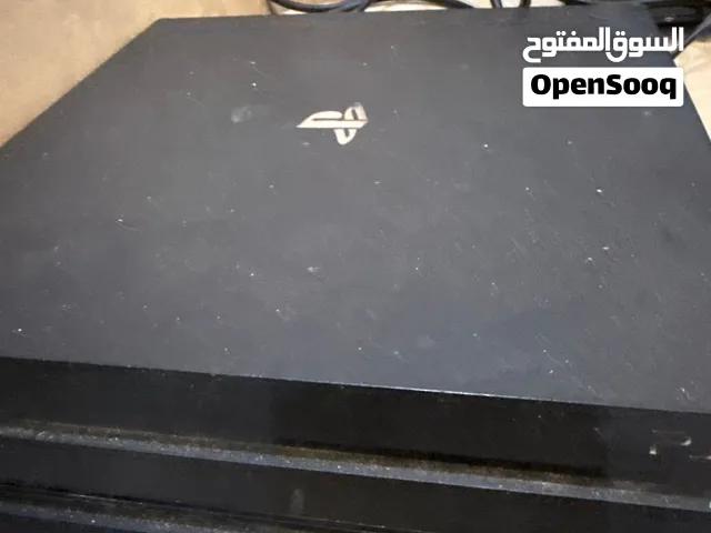 سوني فور مع ثتين جهاز وثلاثه اشرطه