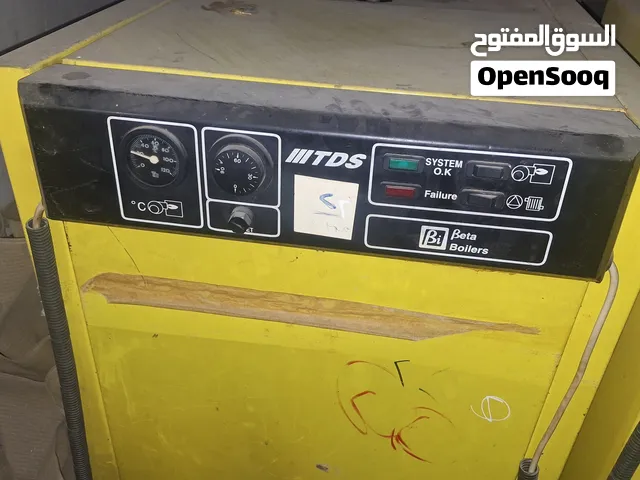 بويلر + راديتر تدفئة مركزية (مشعاع حراري) مصنوع من الفولاذ أو الحديد، وهو مخصص لنظام التدفئة المائية