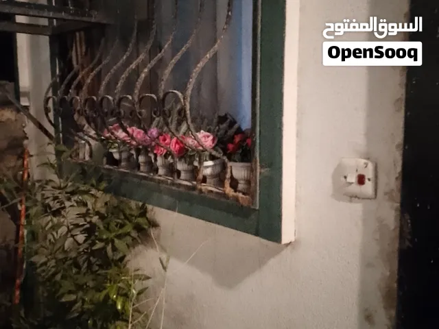 شقة ارضية للبيع في كرادة