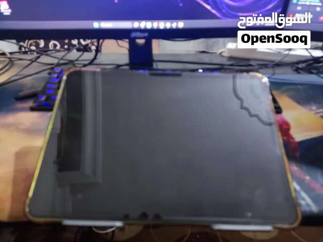 Apple iPad pro 5 256 GB in Amman