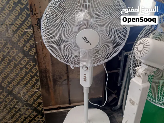تصفية شيلة واحدة (3 مراوح عمودية ستاند) من ماركة تيربوكس (TURBOX) المعروفة بتوزيع الهواء القوي