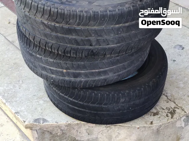 2 فردة كاوتش بريدجستون205/55/16 كالجديده