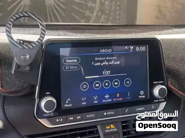 حامل هاتف للألتيما على ديكور الوكاله ( على الشاشه ) الوصف مهم.