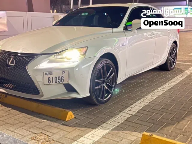 للبيع لكزس IS300 F Sport موديل 2016