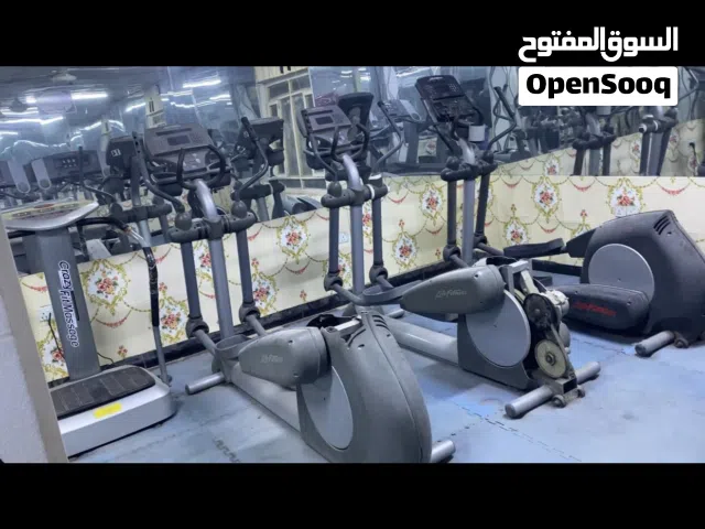 نادي رياضي متكامل للبيع