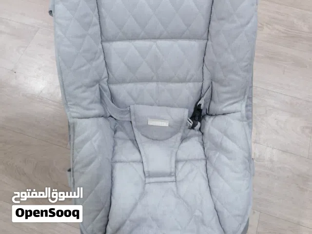 كرسي طفل هزاز وثابت منام وجلوس