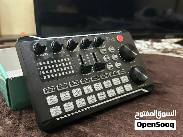 كرت صوت F998 مع العلبة وجميع الكيابل (مكسر) يشتغل على جميع الأجهزة والبلايستيشن.