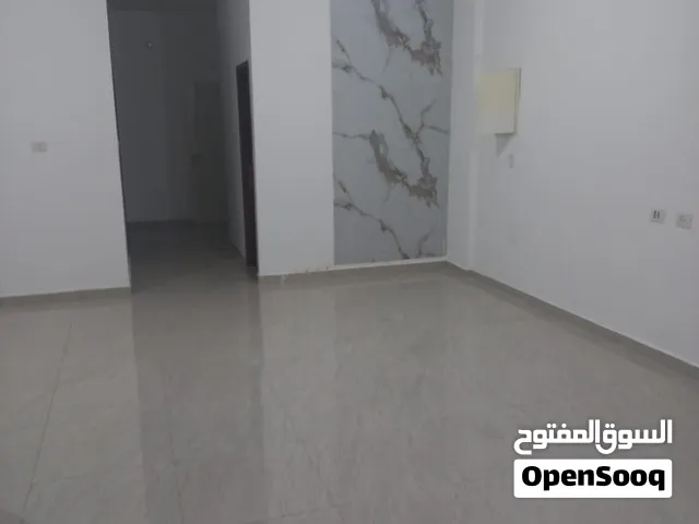 شقة للاجار في جنين بسعر حصري