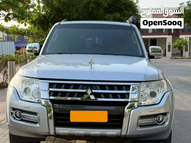 2016 ميتسوبيشي باجيرو GLS