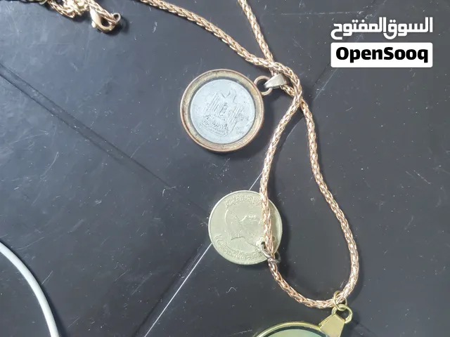 تعليقه العين انتيكا عمرها 40سنه لعشاق النوادر ولا اروع طبعا هاي نادر وجودها الها ناسها ورغبتها