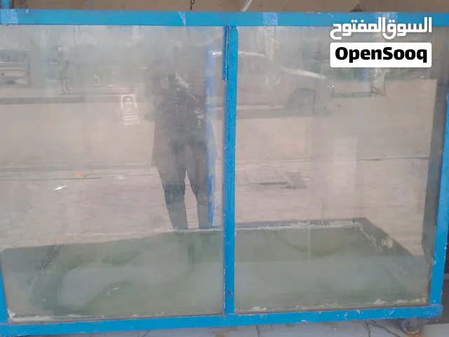 حوض اسماك كبير للبيع