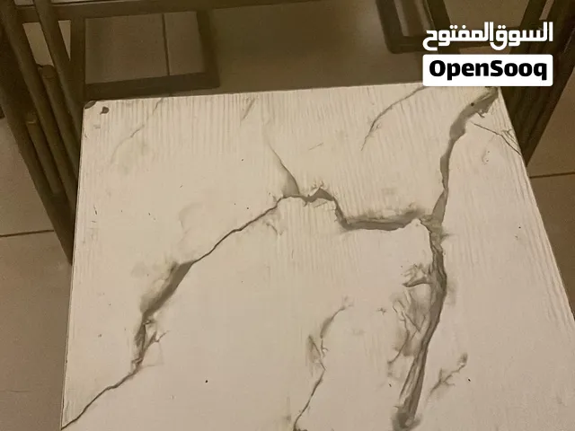 طاولات وسط عدد 3جانبيات ووحده كبيره معدن وخشب