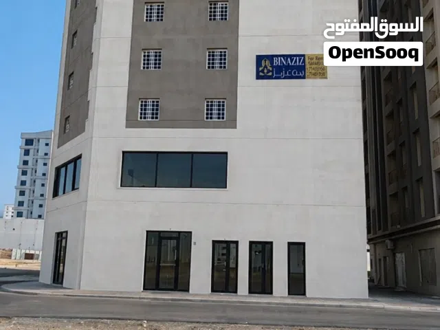 معرض للايجار بمنطقة المعبيله شارع النزهه مساحة 400 متر