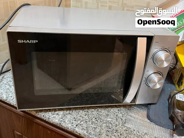 مايكرويف للبيع بحالة ممتازه جدا شبه جديد ماركه شارب microwave sharb