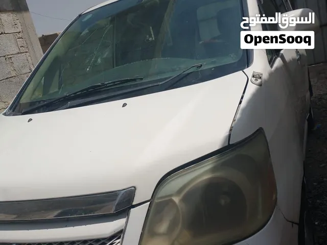 تويوتا نواها
