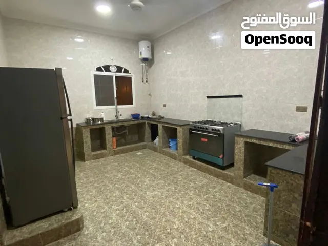 محموعه شقق و فيلل و بيوت للايجار الشهري و السنوي عوقد و صحنوت و صلاله جديده