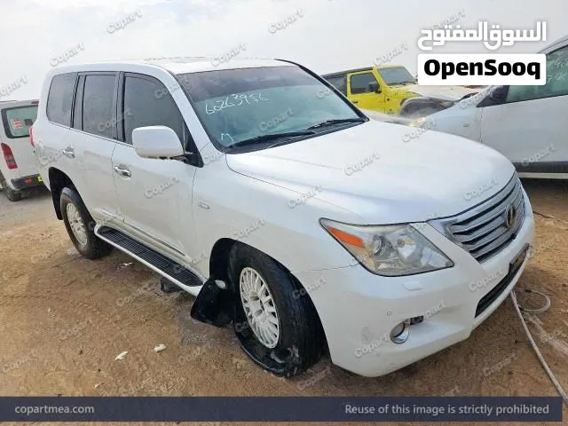 2009 Lexus LX, 570 WHITE
