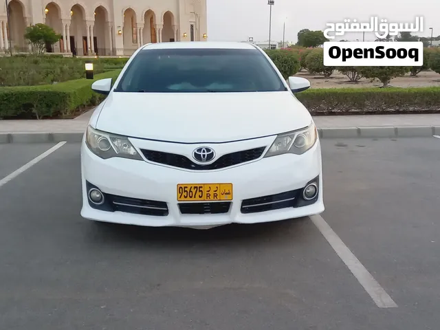 Camry ES 2014