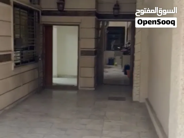 مشتمل طابق أرضي للإيجار – الكرادة / شارع 42