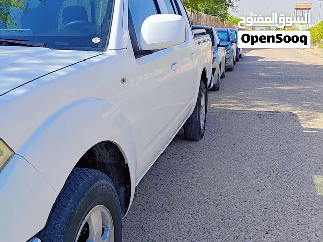 Used Nissan Navara in Basra