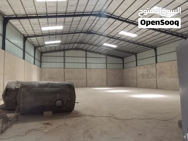 هنجر للايجار الموقع بيت بوس