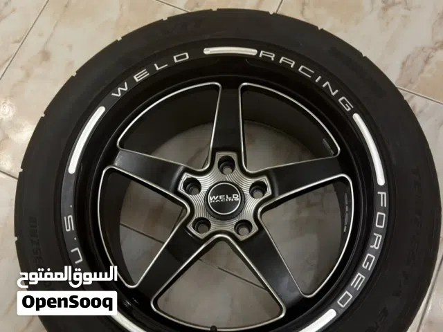 ويلدات مع سيمي سلك  305/35ZR18 استعمال اقل عن شهر يداد ولي له خاطر يتفضل وبنارعيه بلسعر ان شاءالله