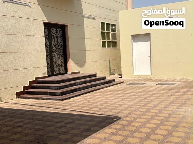 فلة للايجار في منطقة الخالدية العين