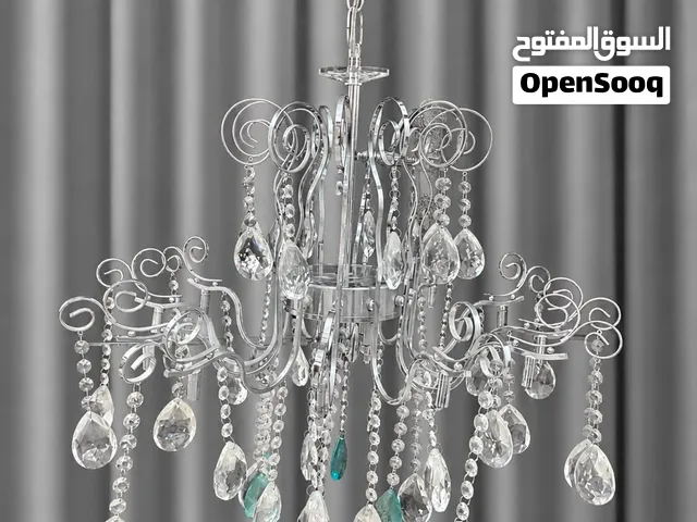 ثرية فضية لامعة