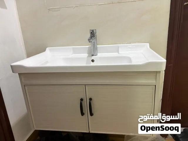 مغسلة مع كابينت خزانه