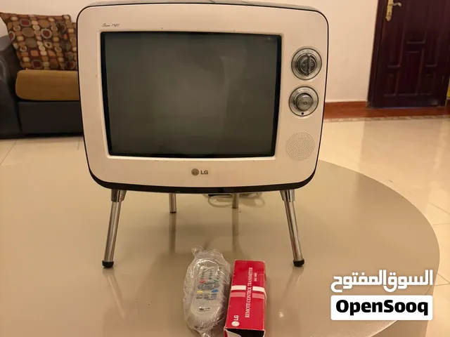 للبيع تلفزيون LG كلاسيكي بتصميم مميز