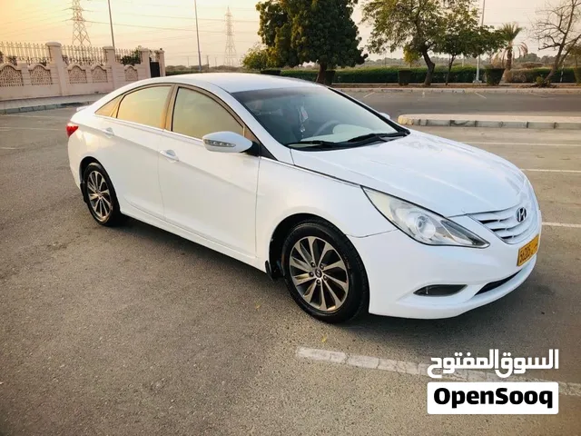 Used Hyundai Sonata in Al Batinah