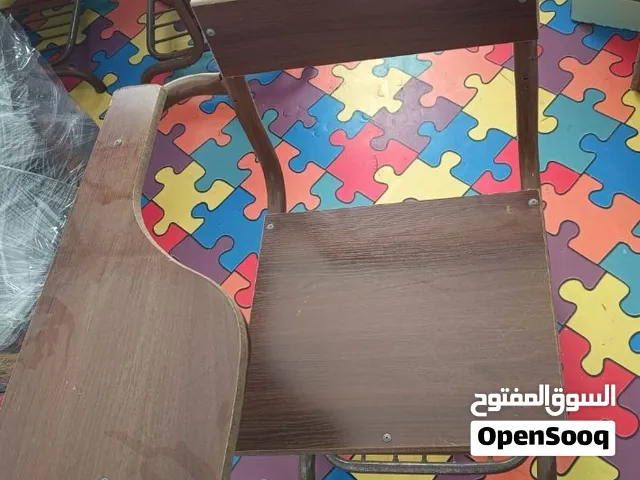 مقاعد يد حديد ملبس خشب اصلي مستعمل بحال الوكالة