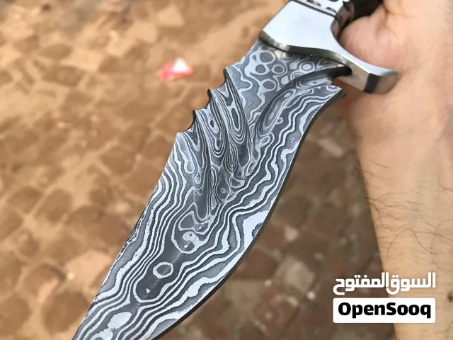 Handmade Damascus Steel Knife - 11 Full Tang Fixed Blade Hunting Knife with Rosewood Handle