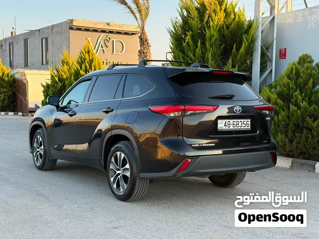 2021 Toyota Highlander Platinum