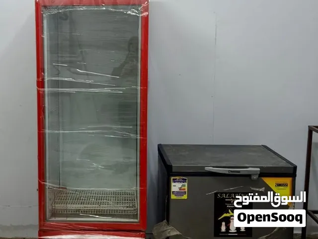 ثلاجة كوكاكولا وديب فريزر زانوسي للبيع
