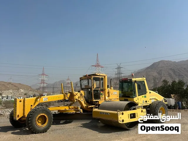 جريدر و روله للاجار فقط  Grader and roller for rent only.