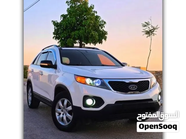 كيا سرنتو 2013 برخصة 12 فتحه بانوراما سعرر مميزز كاش او دفعه 20 والباقي شكات