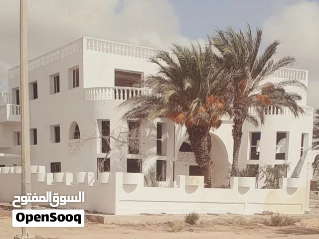 نزل للبيع في جربه
