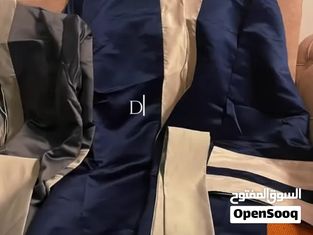 كابات وعبايات تخرج