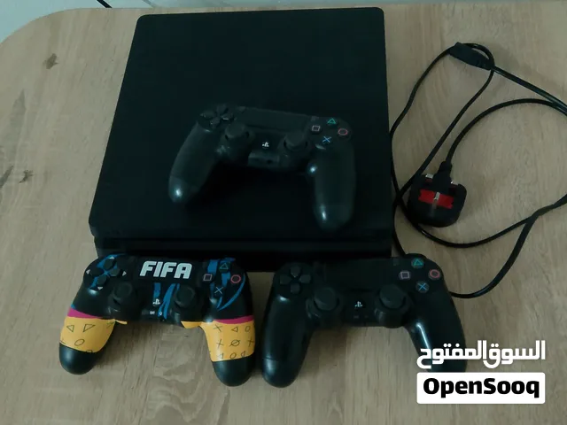 بلاي ستيشن 4 سلم مستعمل فتره اقرا الوصف