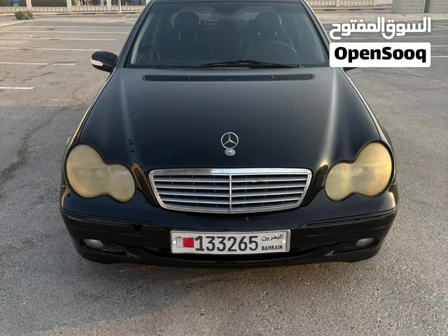 للبيع : سيارت مارسدس C200 2001 كامبرسر مأمنة : 11 شهر  مسجلة :سنة ممشى السيارة: 245760 الف السعر : 7