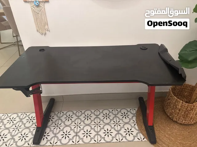 Voffov gaming and office desk