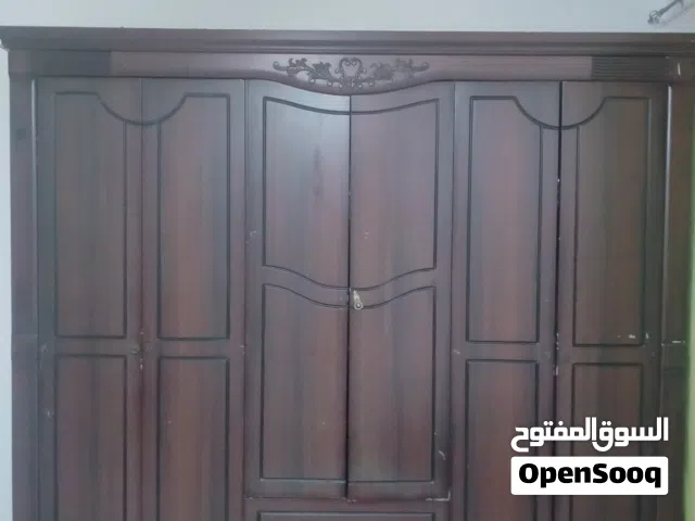 غرفة نوم رئيسية كاملة