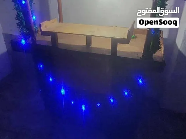 عرباية مميزة للبيع عربة خشب بتصميم مرتب وجميل مناسبة لعدة مشاريع مثل بيع الذرة العصائر