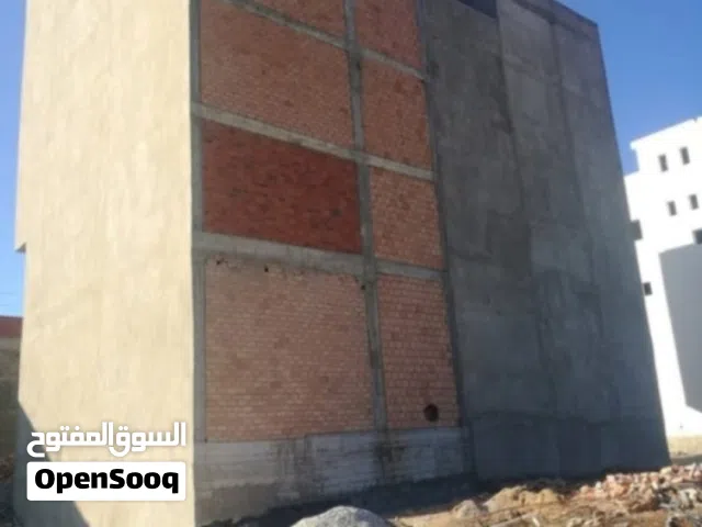 الأرض البيع في طنجة بكدور دارزهيرو بكدو المسحتها 900متر ان مول الأرض مشي وسط ول سمسار